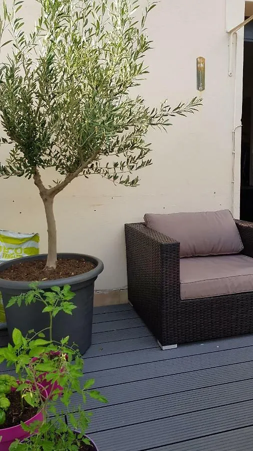 إيكس ليه با Charmant Appartement Terrasse Exposee Plein Sud 0*, إيكس ليه با